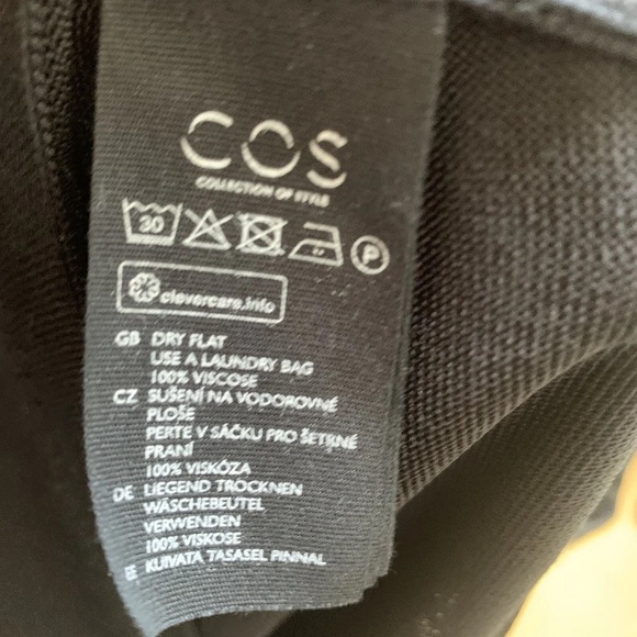 Cos black knitted dress size small - Picture 9 of 10